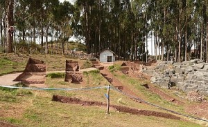 Sacsayhuaman sorprende: Hallan restos humanos, objetos ceremoniales y parte del Qapaq Ñan