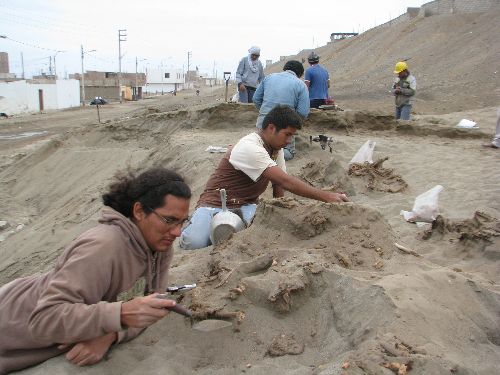 Declararán zona arqueológica, importante lugar donde hallaron restos óseos de la cultura Chimú en Huanchaco, La Libertad, Perú