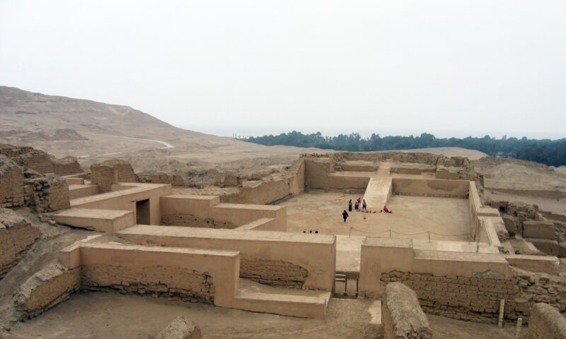 Pachacamac y la política imperial inca