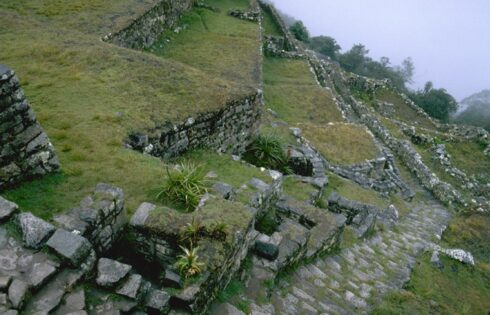 machu picchu stairway fountains e1446267346305