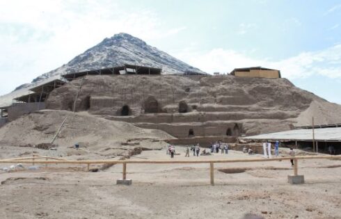 hallazgo huaca luna trujillo peru enero 2017 4