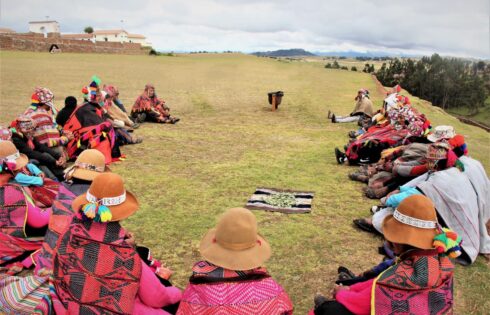 comuneros qero en chinchero 2