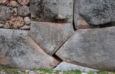 sacsayhuaman separacion rocas