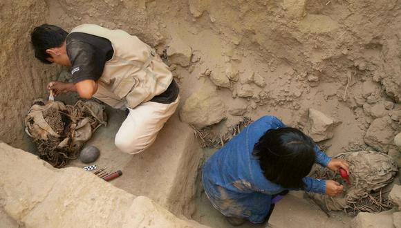 Hallan catorce momias preincas en Perú; entre ellos a seis niños víctimas de sacrificios