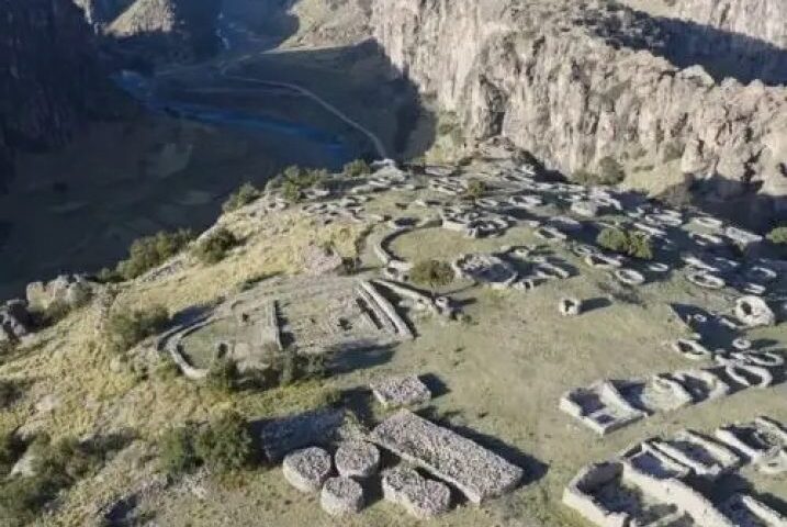 Descubren ciudadela inca cuatro veces más grande que Machu Picchu